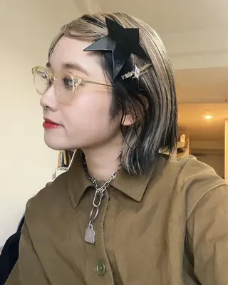 ミディアム ハイトーン/顔まわり レイヤー/YUKAのヘアスタイル