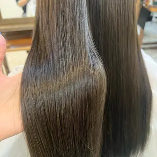 カラー 吉田 悠乃のヘアスタイル