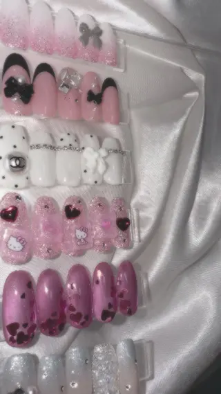 ネイル MoON...❤︎ MeGuのネイルデザイン