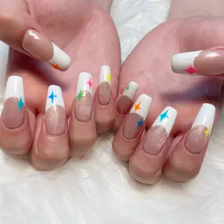 ネイル ゴテゴテ💙ワンホン リオナのネイルデザイン