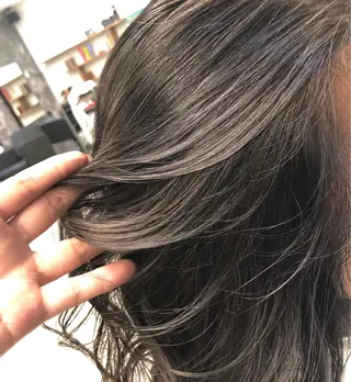 ミディアム カラー ヘアアレンジ アンドウ ユウ/ レイヤーカット/韓国のヘアスタイル