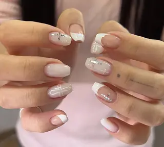 ネイル Pure&Rich Nailのネイルデザイン