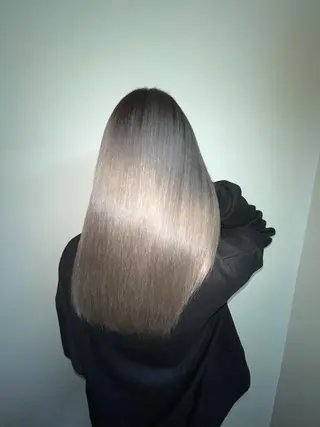 ロング she2.所属・she2.新宿 Shotoのヘアスタイル