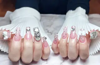 ネイル RAFFINE 月🦋🩵のネイルデザイン