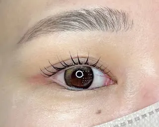 マツエク・マツパ WHITE EYE大和八木店所属・清嶋 梨咲のマツエク・マツパデザイン