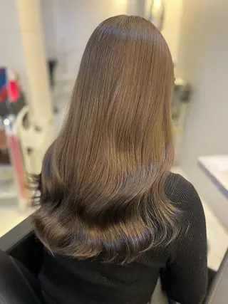 セミロング Lee四ツ橋 Sakuraのヘアスタイル