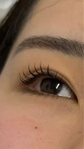 マツエク・マツパ GRAN EYE 本八幡所属・日沖 菜々のマツエク・マツパデザイン