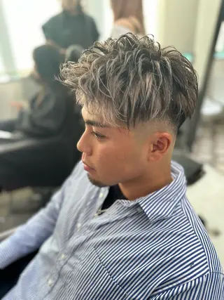 ショート カラー メンズ AiM エイム　韓国レイヤーのヘアスタイル