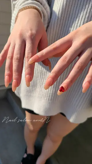 ネイル and Nのネイルデザイン