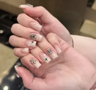 ネイル 🎀NANAMI ワンホンネイルのネイルデザイン