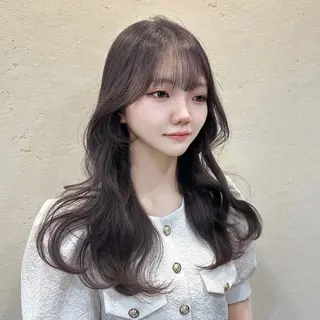 セミロング 🌹ハッシュカット、 レイヤー韓国ヘア🌹のヘアスタイル