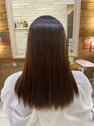 セミロング 韓国カラー／エクステ 松戸梨杏のヘアスタイル