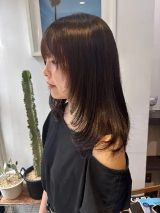 ロング 朝倉 南のヘアスタイル