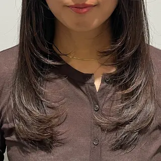 ロング Helena みなつのヘアスタイル