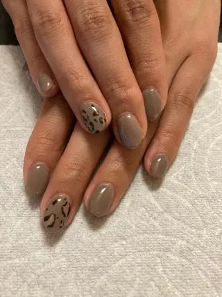 ネイル ECLAT エクラ所属・寺山 千鶴のネイルデザイン