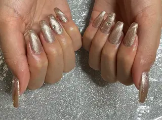 ネイル VIERU 🌈🎀💖のネイルデザイン