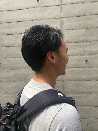 メンズ ✨色持ちの良い艶 カラー✨蟹江真世のヘアスタイル