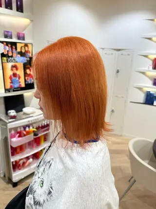 セミロング 垢抜け/レイヤー/ ハイトーン/アスナのヘアスタイル