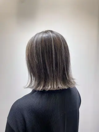 ミディアム カラー THE2ND 大竹 瞳のヘアスタイル