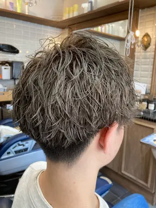 カラー メンズ ルピナス中田店長 山口大地のヘアスタイル