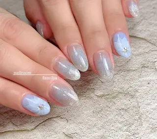 ネイル -nailroom- familiaのネイルデザイン