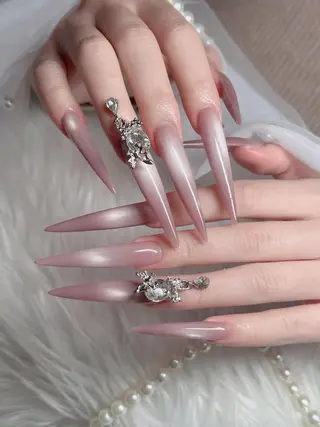 ネイル Lenie Nail Salonのネイルデザイン