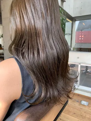 ロング 西岡 優太のヘアスタイル