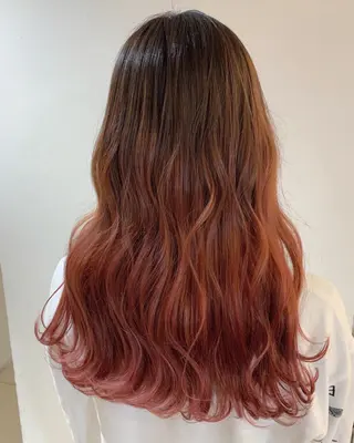 ロング 菅原リキヤ くびれレイヤーヘアのヘアスタイル