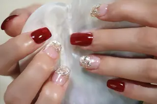 ネイル ママリンド　志村坂上店所属・しみ えんのネイルデザイン