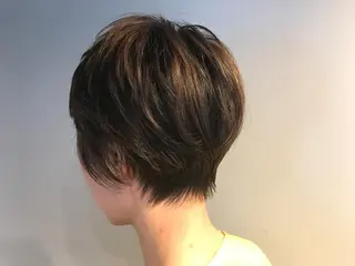 ショート カラー 【美髪とカット】 AKIFUMIのヘアスタイル