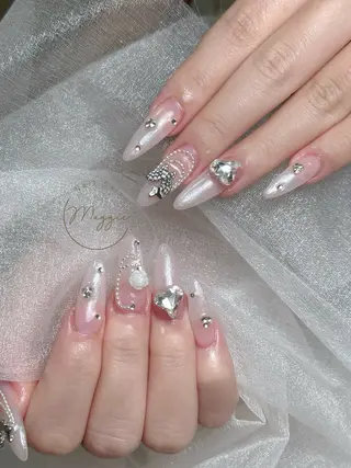 ネイル Maggie Nail🦩のネイルデザイン
