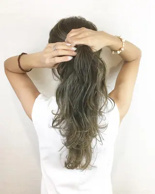 ロング ブリーチなしダブル/ レイヤーカット 小棹のヘアスタイル
