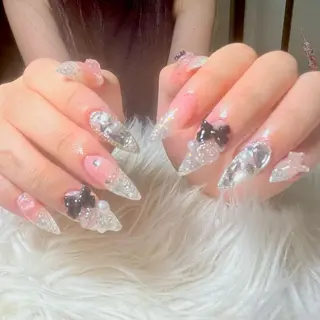 ネイル hohomi .のネイルデザイン