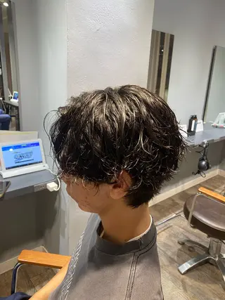 ショート パーマ メンズ 江﨑 翔のヘアスタイル