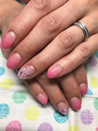 ネイル みんなの店所属・仲谷 つかさのエステ・リラクイメージ