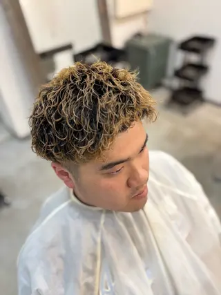 パーマ メンズ 藤野 慶太のヘアスタイル