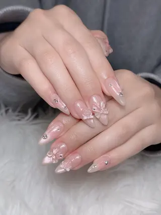 ネイル Lumi Shinokuboのネイルデザイン