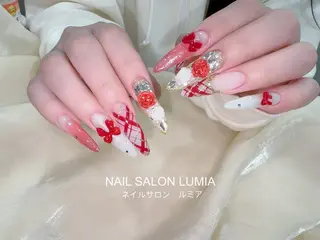 ネイル ネイルサロン ルミア Lumia 店長のネイルデザイン
