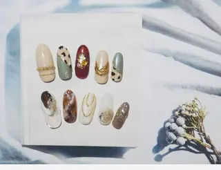 ネイル Ruby Crownのネイルデザイン