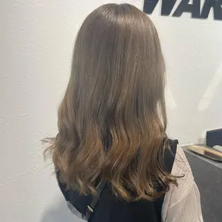 セミロング カラー IwAsh  大和駅店所属・shiho .のヘアスタイル