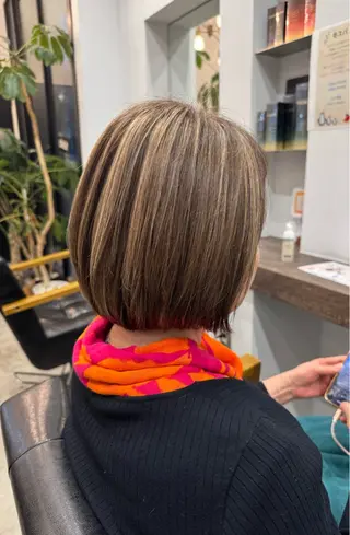 ミディアム カラー オオミネ タクミのヘアスタイル