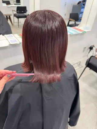 ショート カラー 萩原 紗妃のヘアスタイル