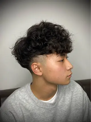 ショート パーマ メンズ 柄﨑 比呂/ancielのヘアスタイル