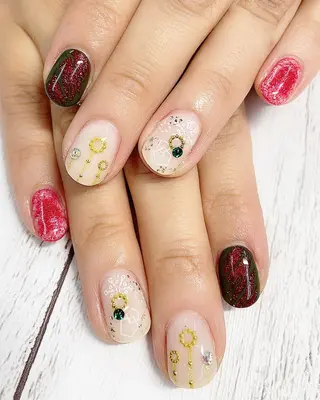 ショート ネイル リラネイル Aikenのネイルデザイン