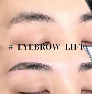 メンズ アイブロウ Mode!? 新宿西口店《メンズ眉毛サロン》所属・Mode!? 新宿西口店の眉毛・アイブロウイメージ