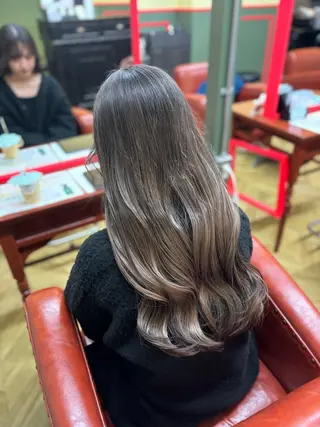 ロング カラー cure 船橋店所属・メンズヘア/艶カラー /ブリーチ/魁人のヘアスタイル