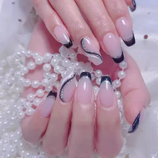 ネイル 🐳彩羽チップ 長さだし専門🐳のネイルデザイン