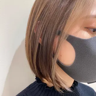 ショート カラー 髪質改善/白髪ぼかし レイヤー 🌱千咲季のヘアスタイル