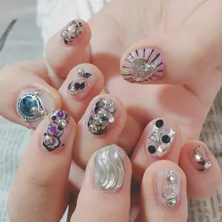 ネイル 森山 舞のネイルデザイン