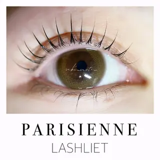 マツエク・マツパ GRANDE大須 栄/店長 aki🌙のネイルデザイン